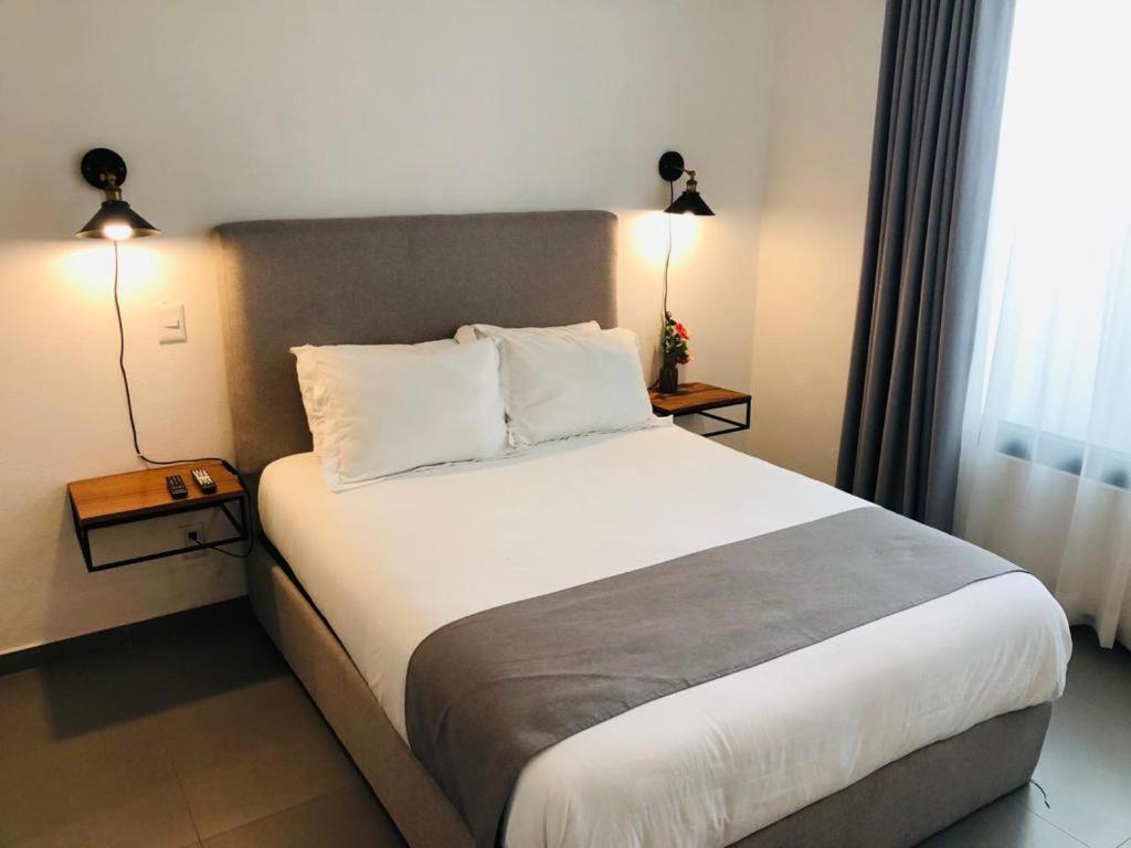 Aparthotel Urban Gran Plaza Zapopan Exterior foto
